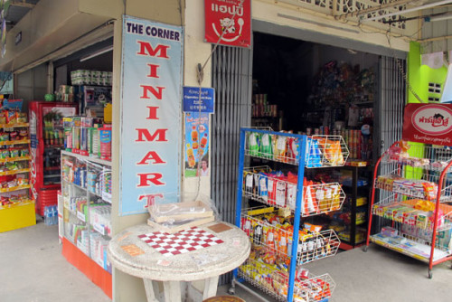 chiang-mai-the-corner-minimart-3391